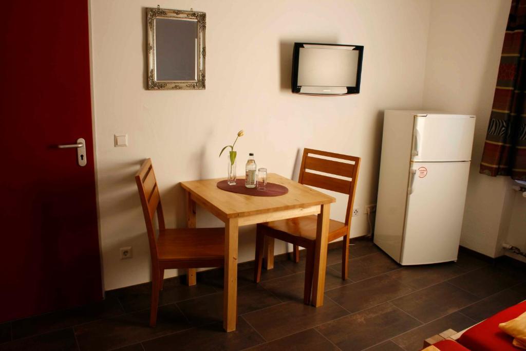 Gastehaus Stuttgart Hotel Стая снимка